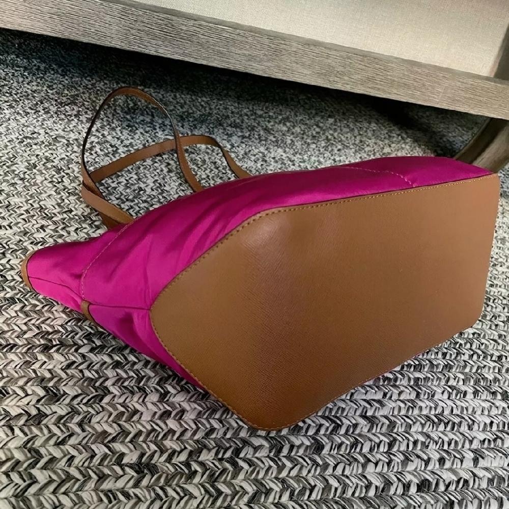 🥳HP🥳Michael Kors Pink Nylon With Brown Leather Handles and Trim NWOT Tote Bag - Picture 6 of 12